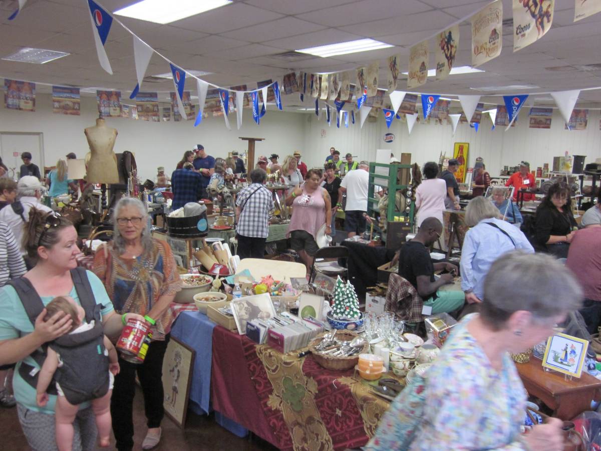 Prescott Antique Show & Vintage Market | Visit Arizona