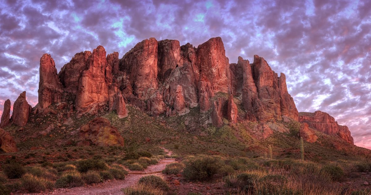 Lost dutchman trail hotsell