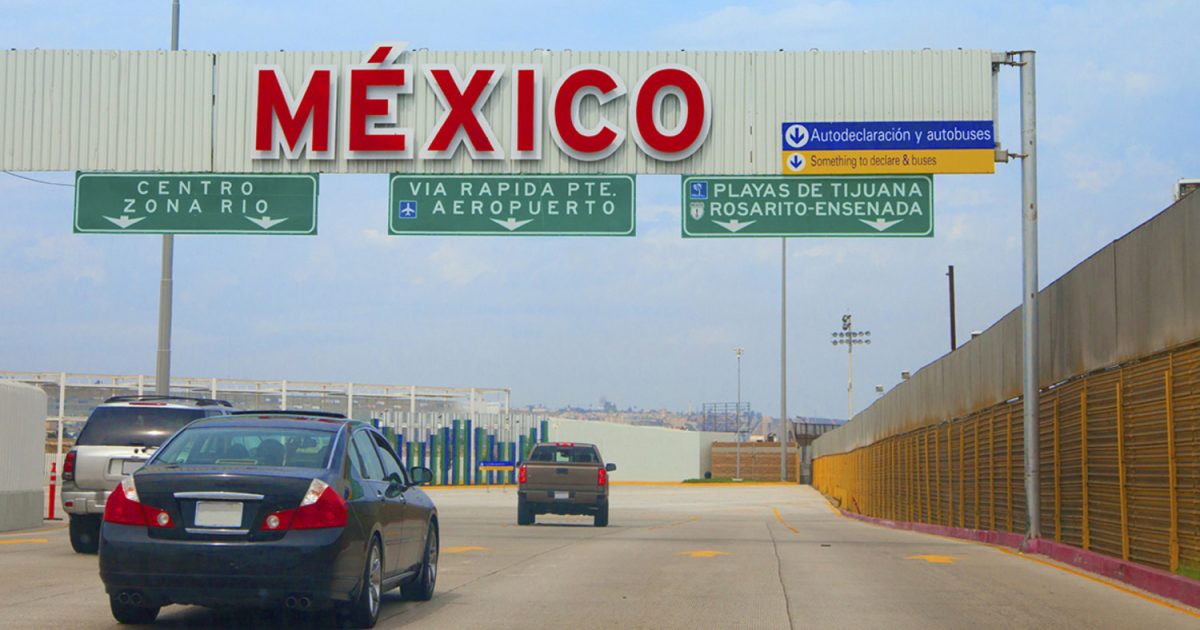 US Border Crossing Records: Mexico and Canada